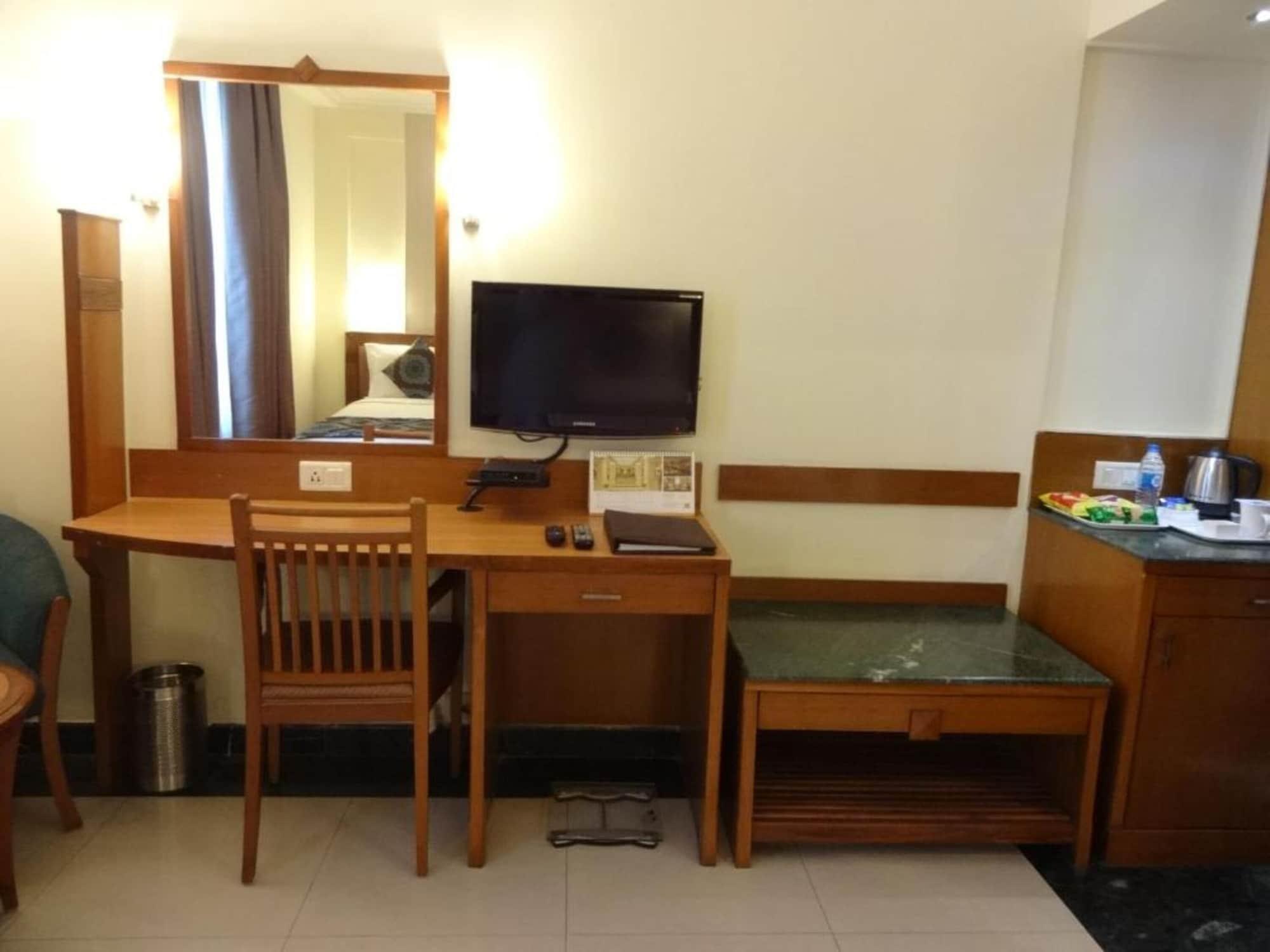 J P Cordial Hotel Bengaluru Kültér fotó