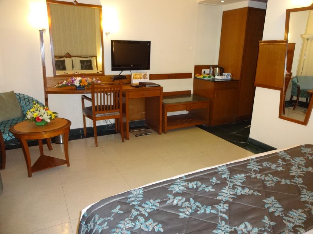 J P Cordial Hotel Bengaluru Kültér fotó